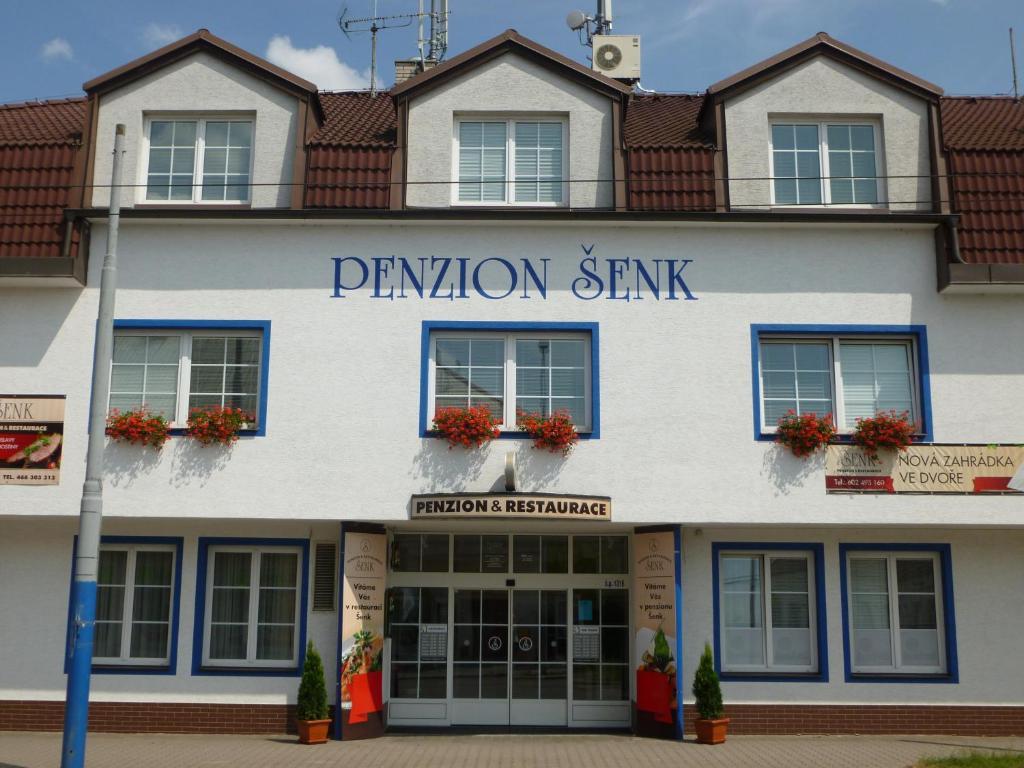 Penzion Senk Пардубице Экстерьер фото